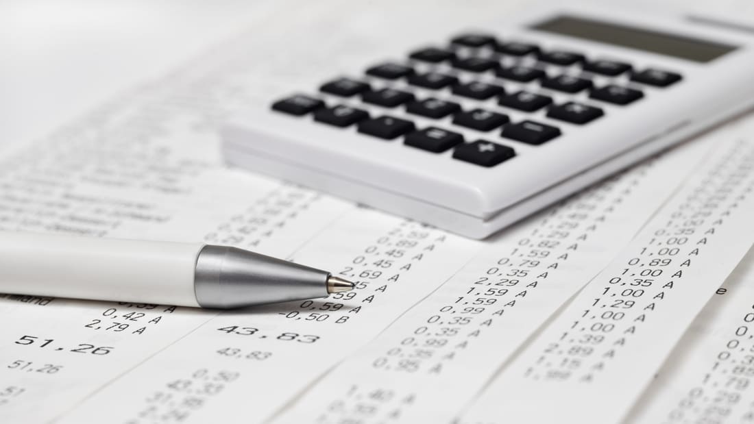 Invoicing — calculator and figures